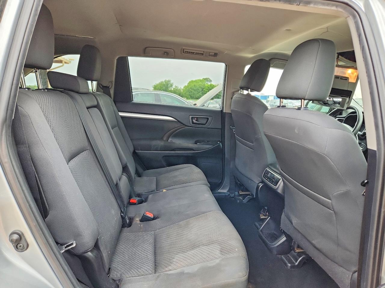 Toyota Highlander Le