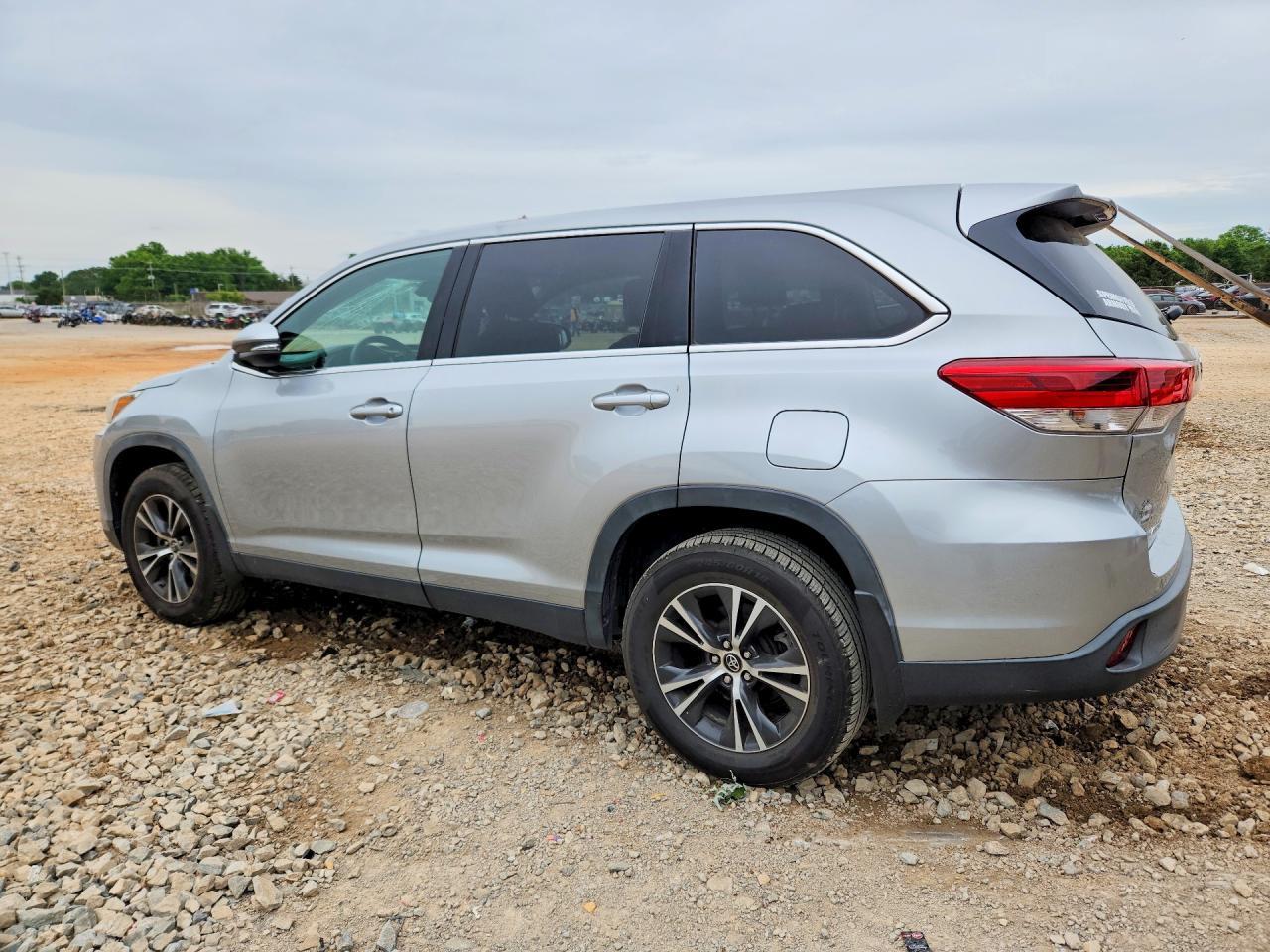 Toyota Highlander Le