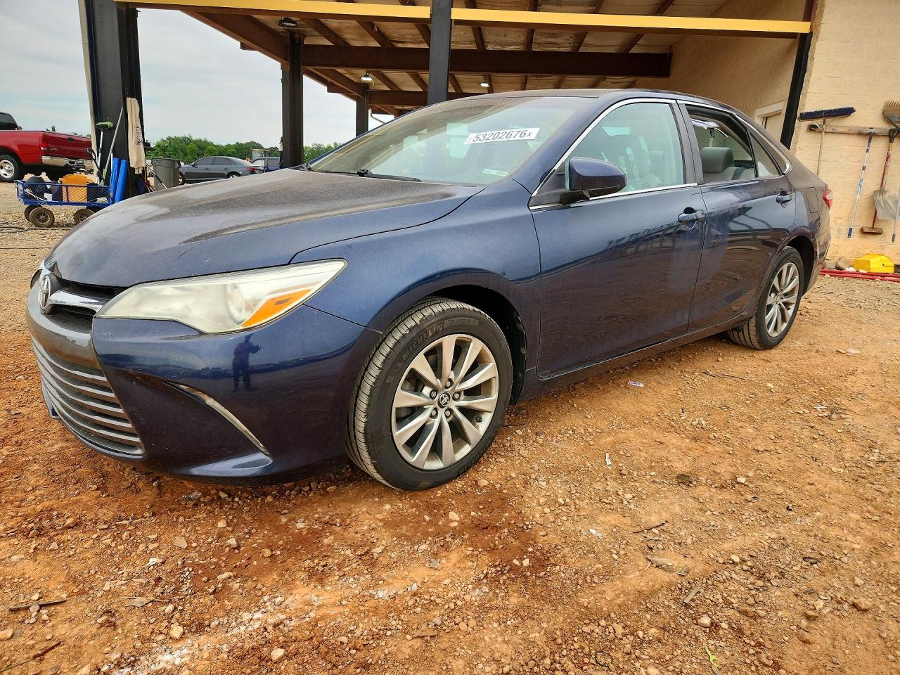 Salvage Toyota Camry Image