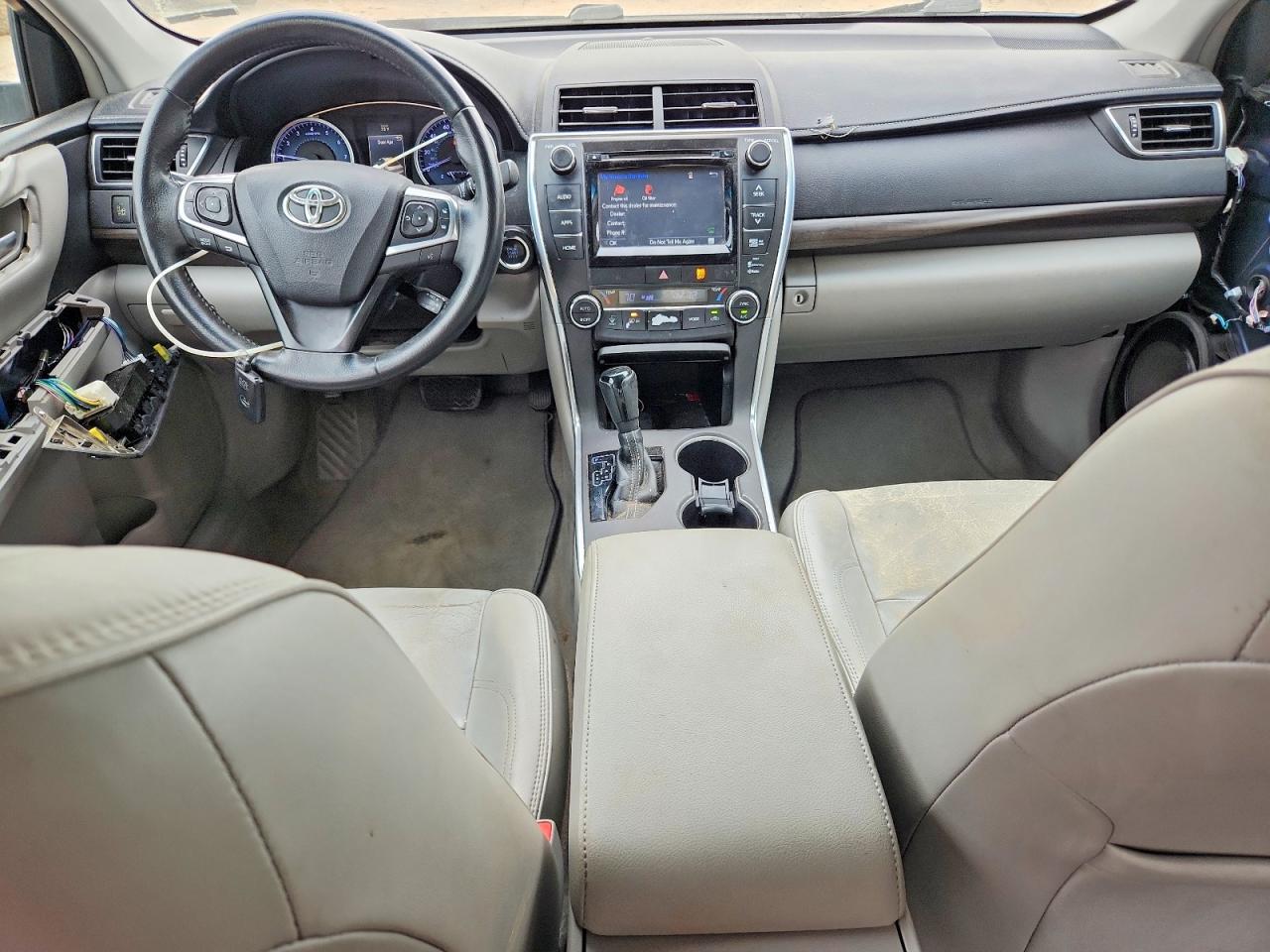 Toyota Camry Xle