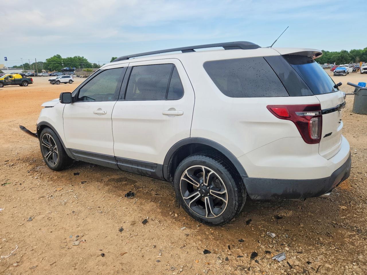 Ford Explorer Sport
