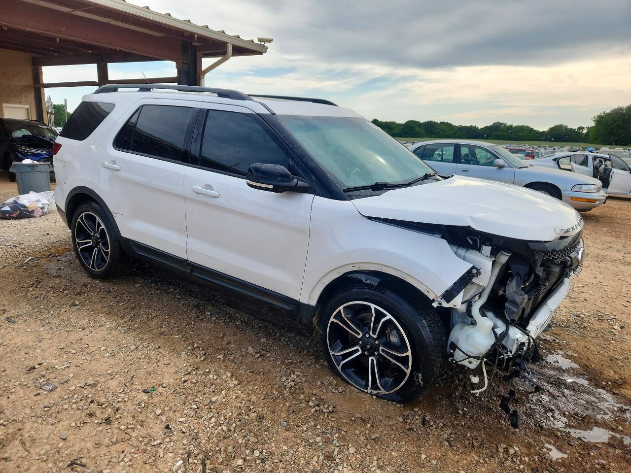 Ford Explorer Sport