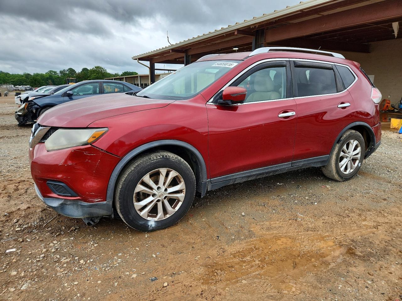 Salvage Nissan Rogue Image