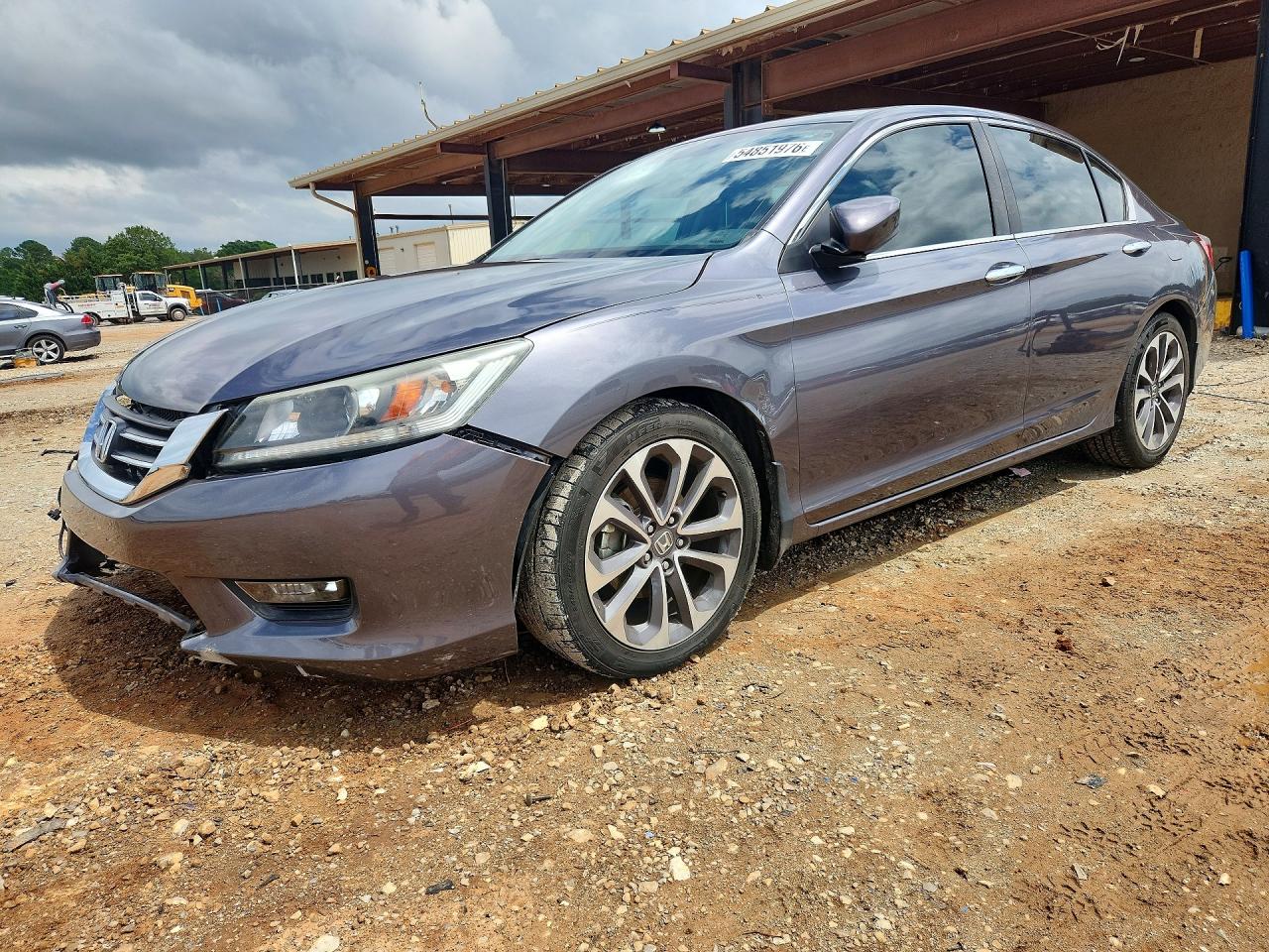 Salvage Honda Accord Image