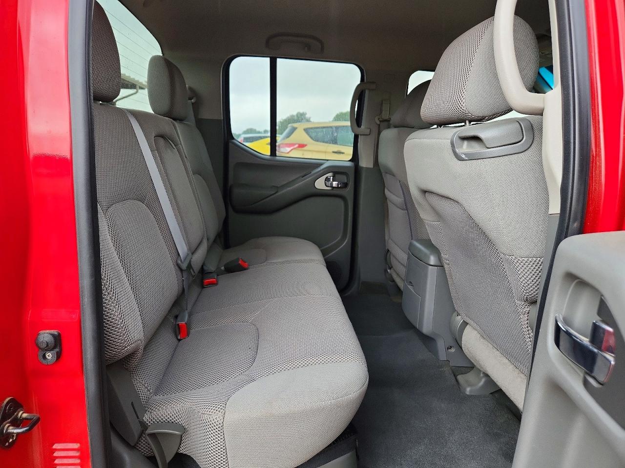 Nissan Frontier Se