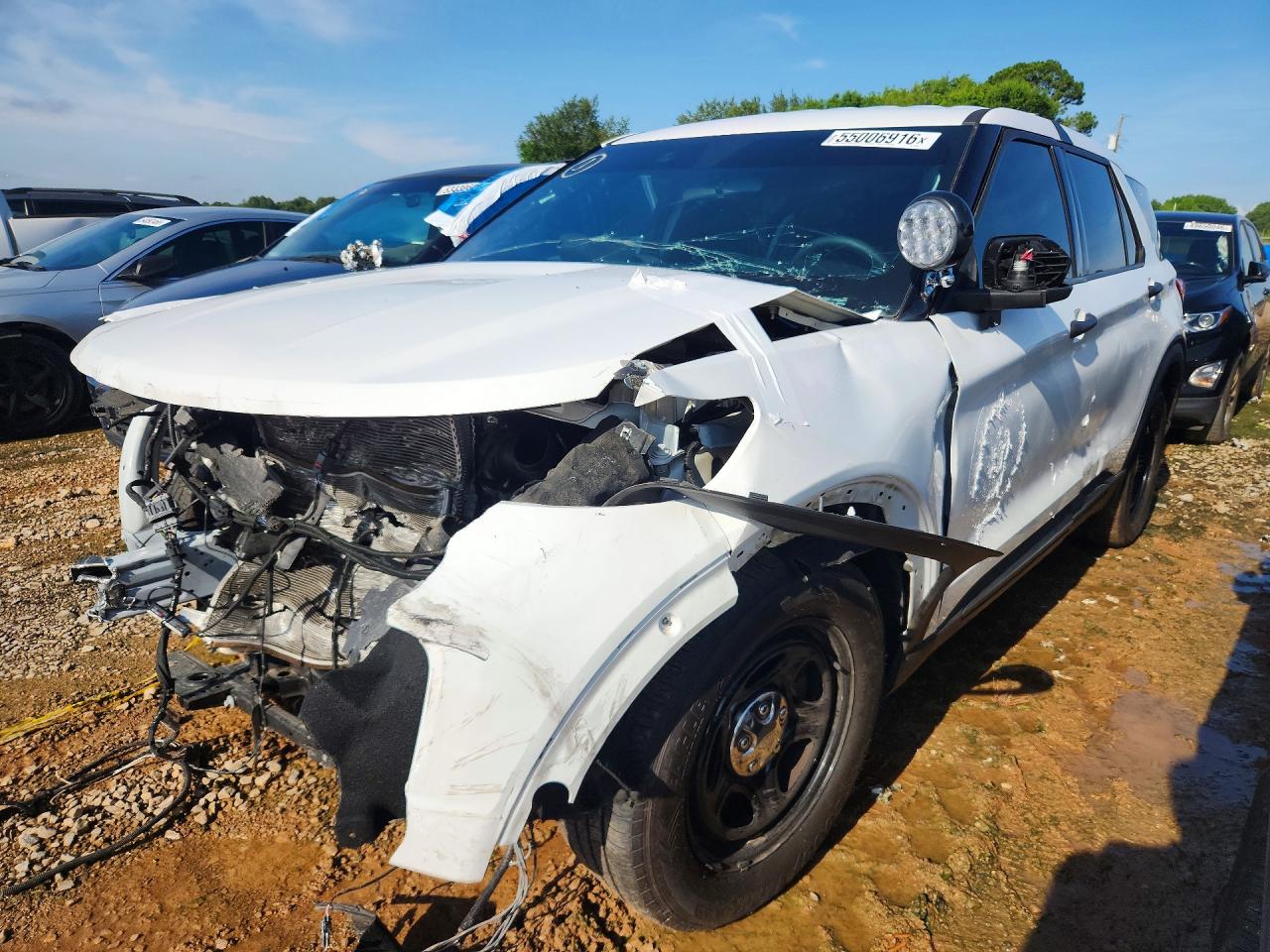 Salvage Ford Explorer Image