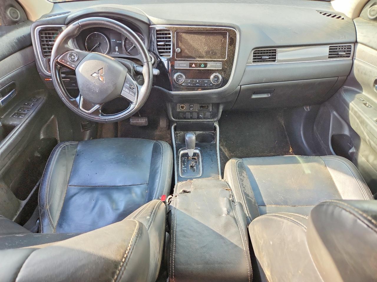 Mitsubishi Outlander Se