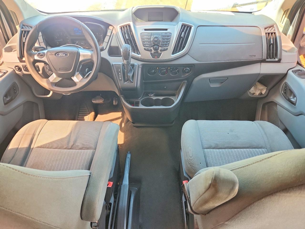 Ford Transit T-350