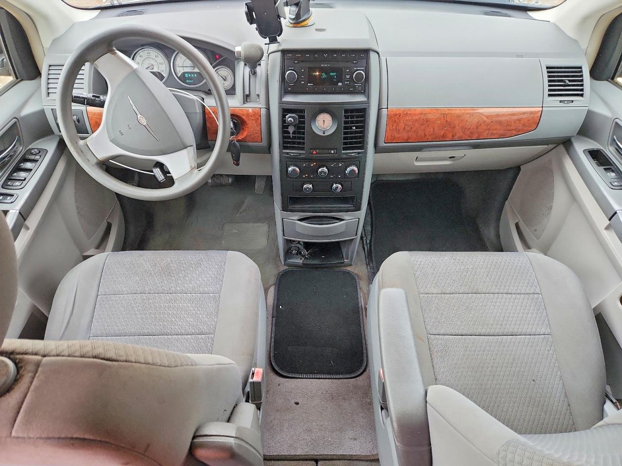 Chrysler Minivan Lx