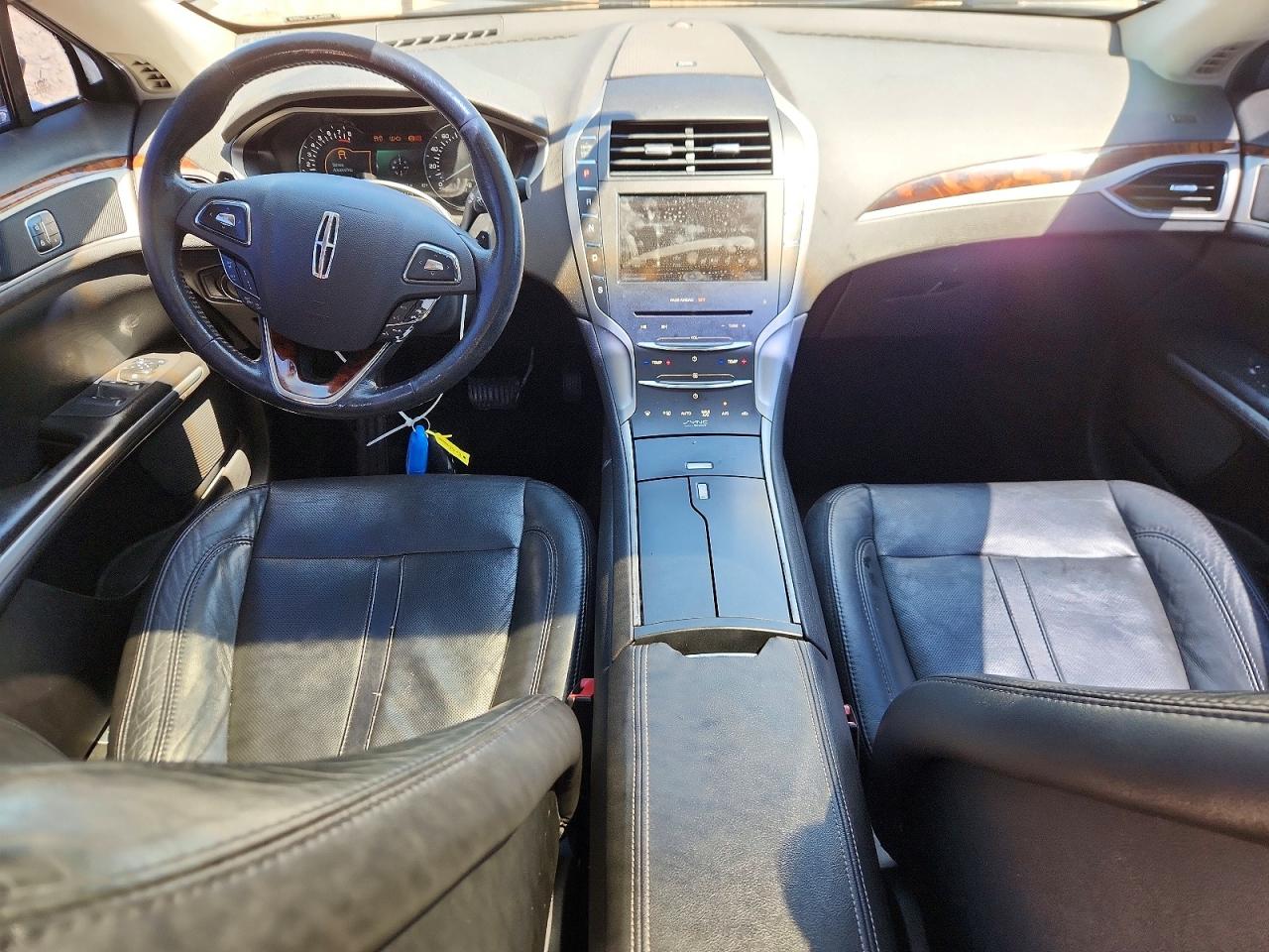 Lincoln MKZ