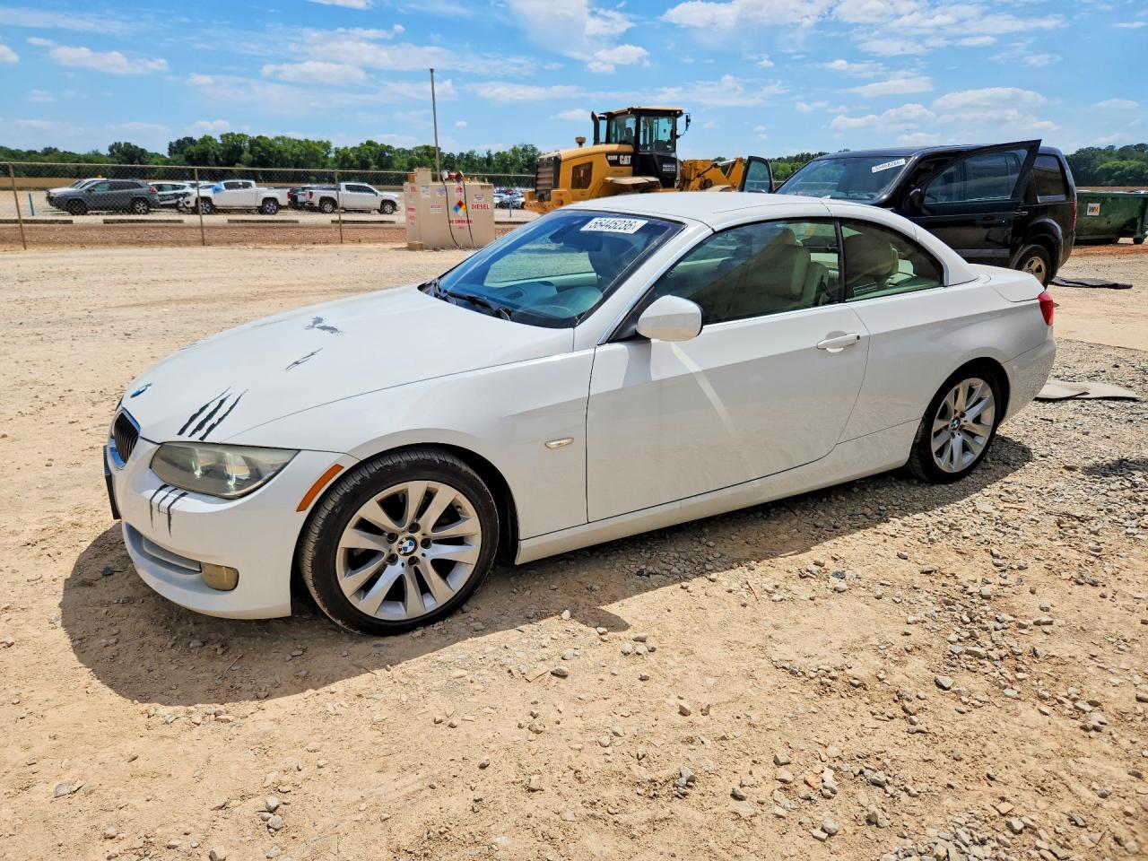 Salvage BMW 3 Series Image