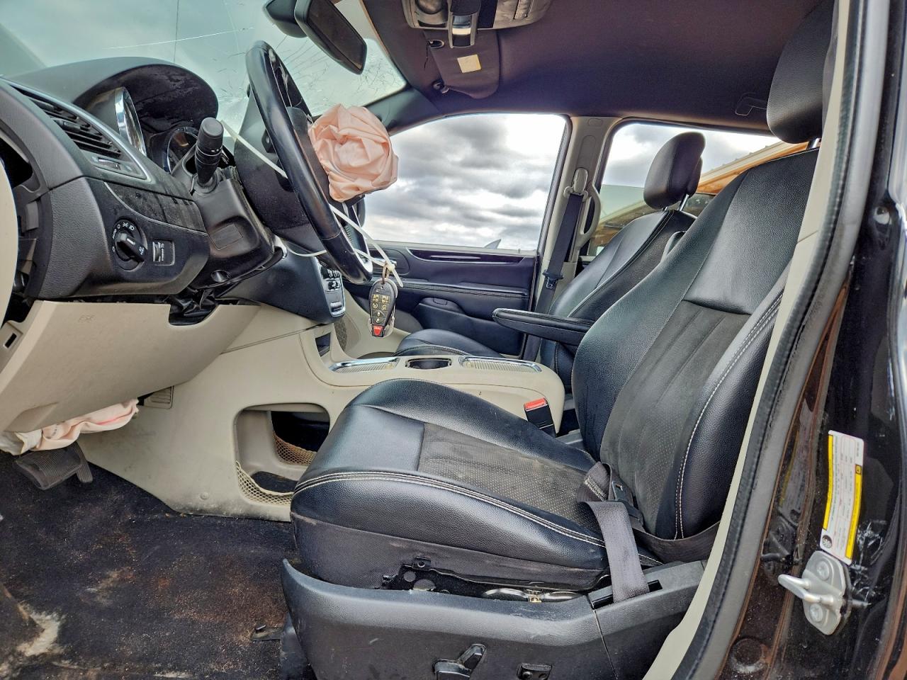 Dodge Caravan Sxt