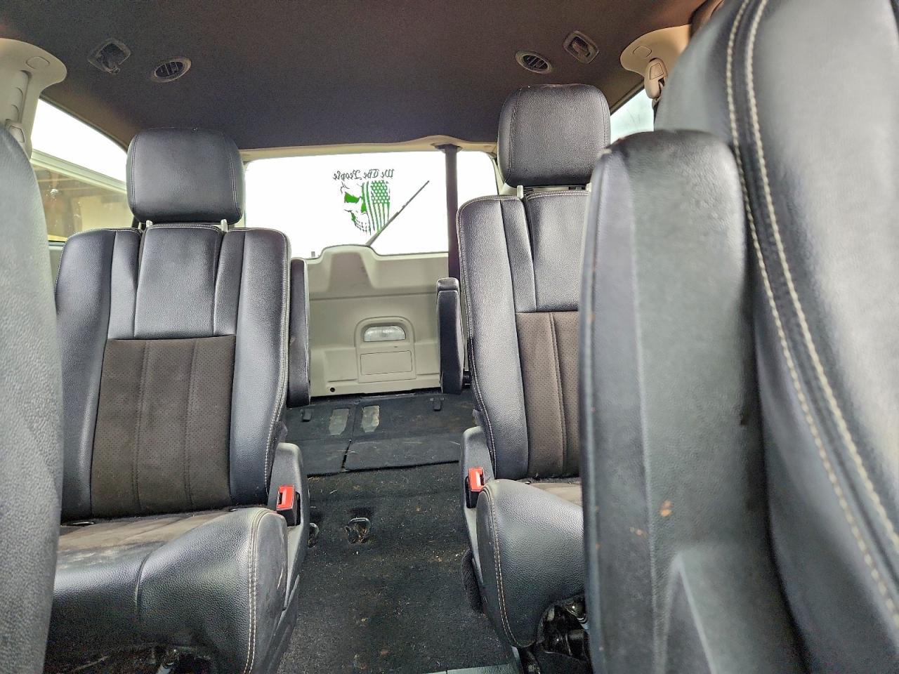 Dodge Caravan Sxt