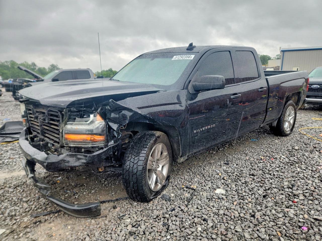 Salvage Chevrolet Silverado Image