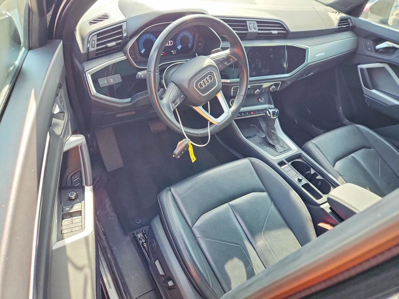 Audi Q3 Premium S Line 45