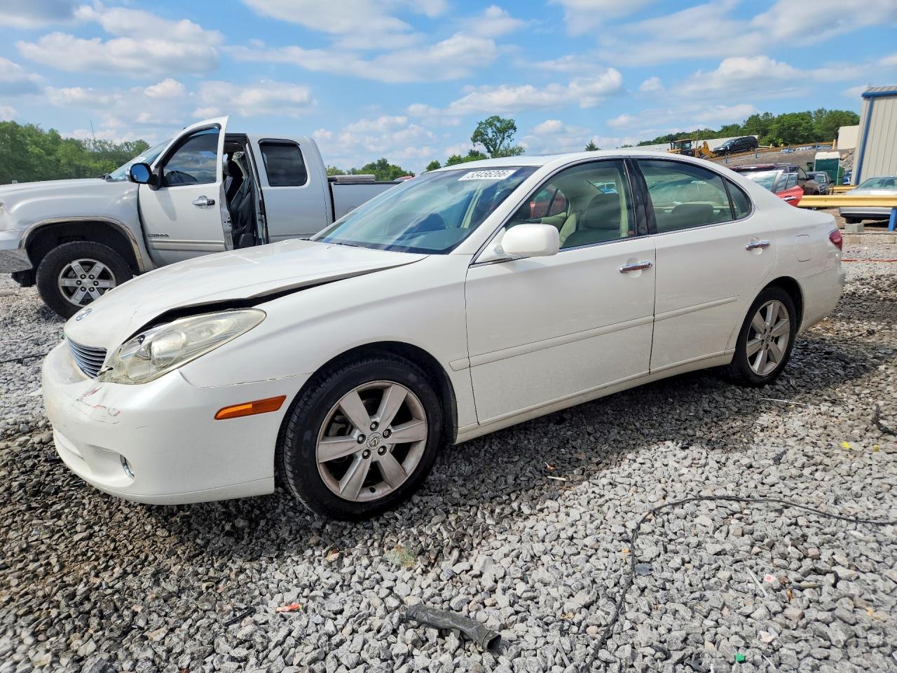 Salvage Lexus Es Image