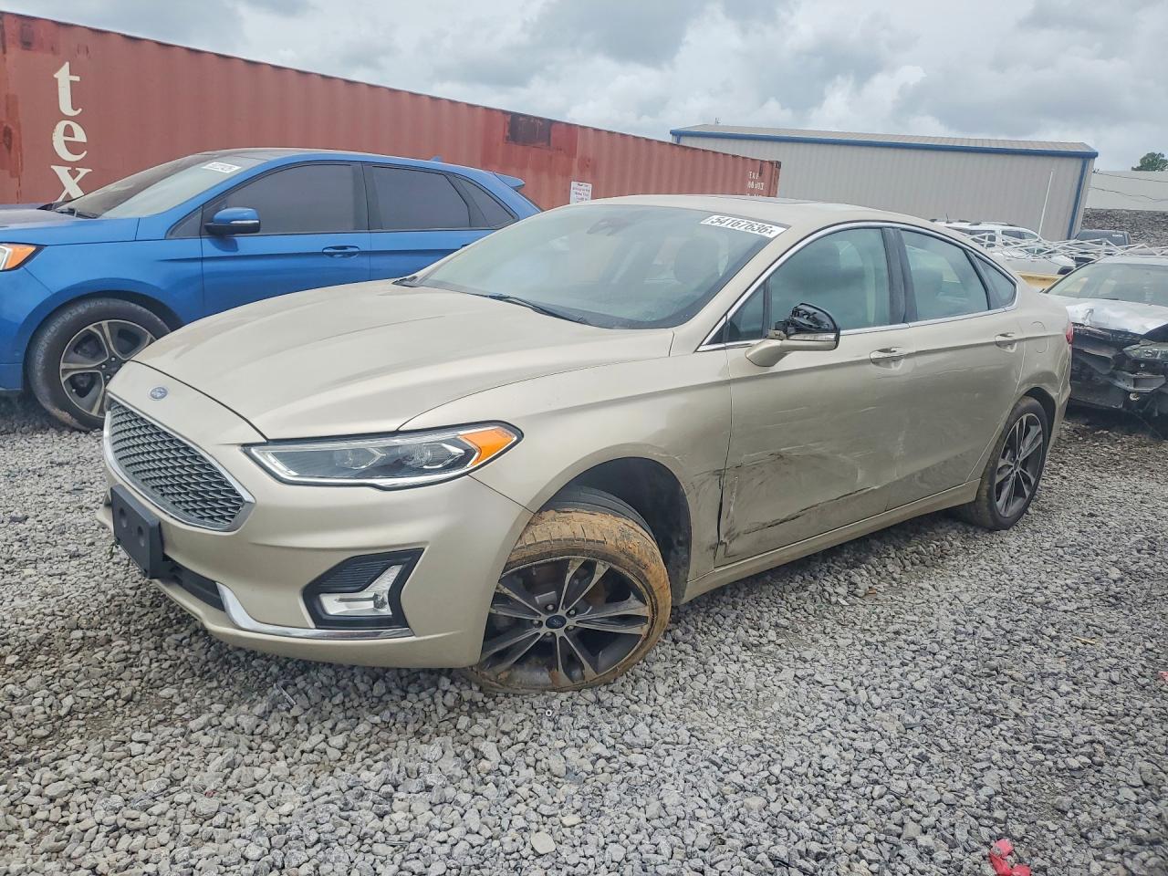 Salvage Ford Fusion Image