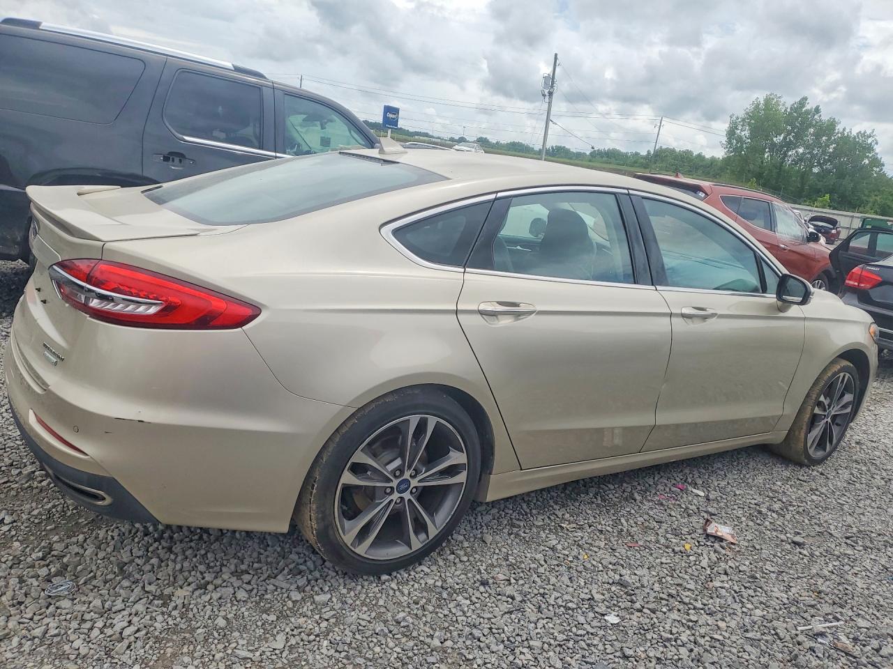 Ford Fusion Titanium