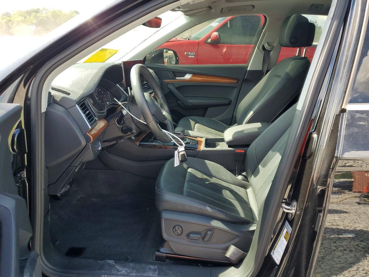 Audi Q5 Premium 45