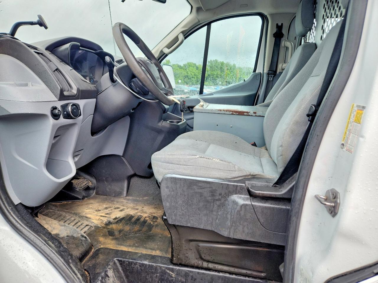 Ford Transit T-250