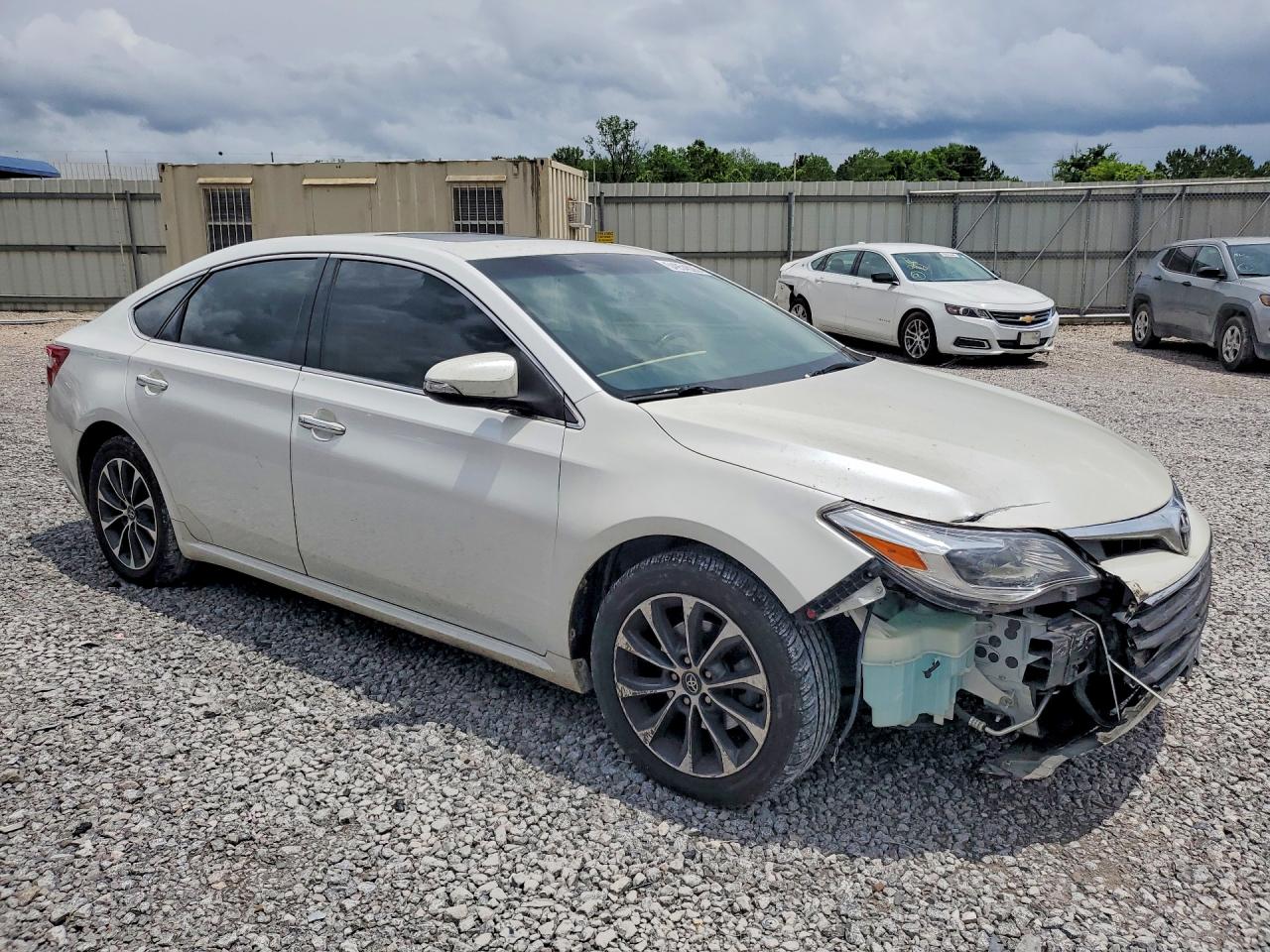 Toyota Avalon Xle Premium