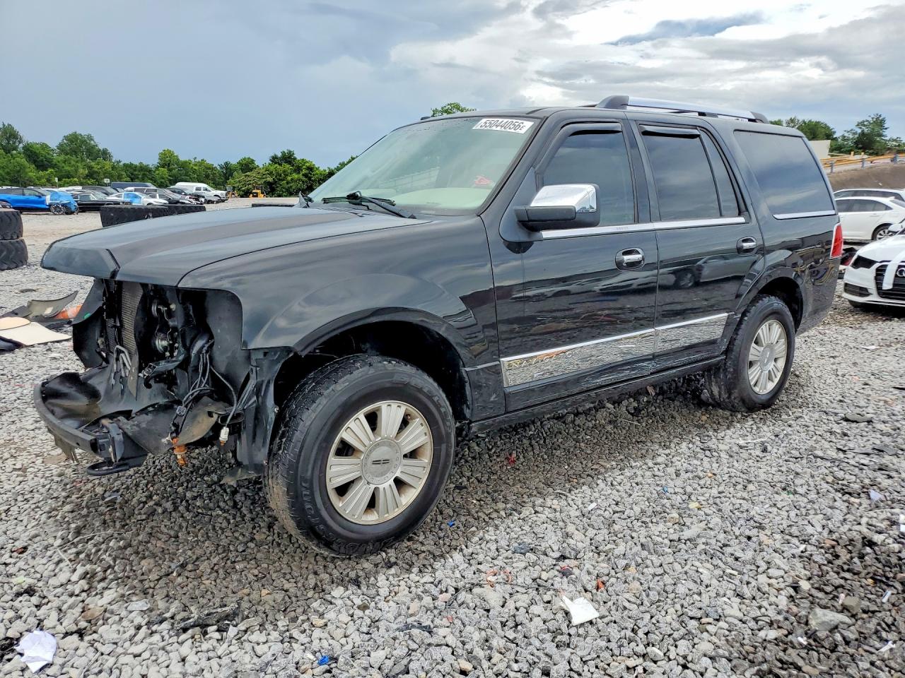 Salvage Lincoln Navigator Image