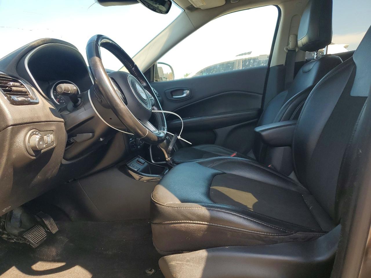 Jeep Compass Latitude