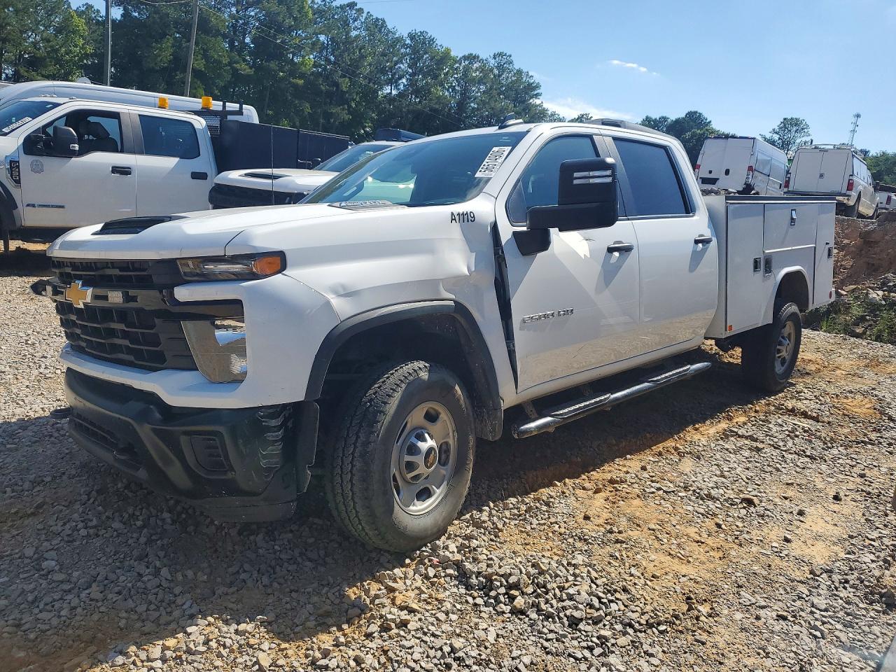 Salvage Chevrolet Silverado 2500 Image