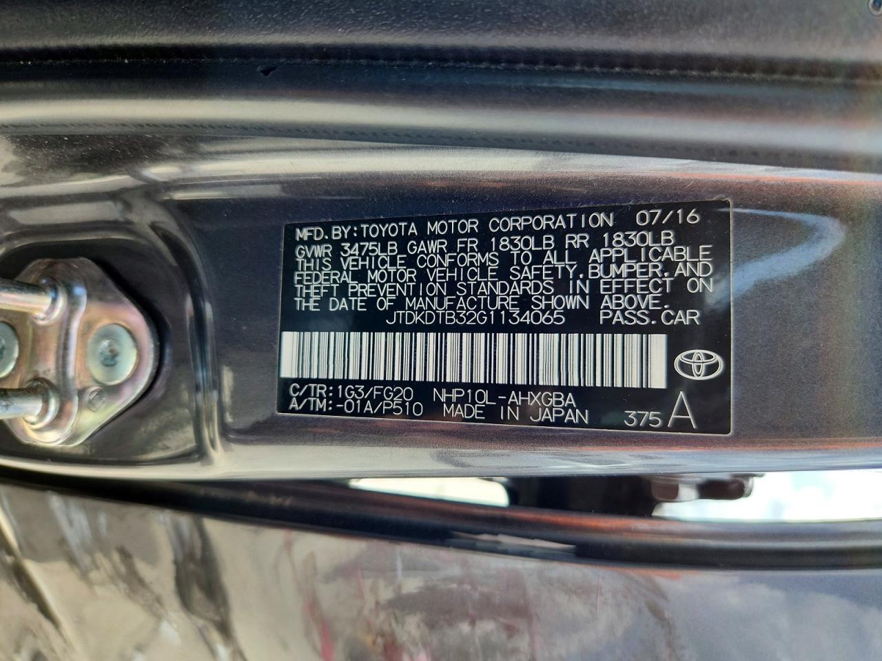 Toyota Prius Three
