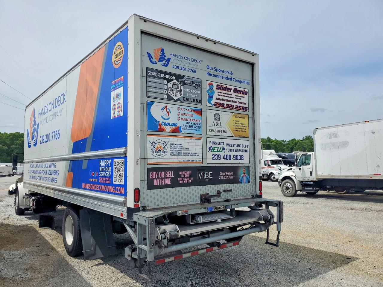 Freightliner M2