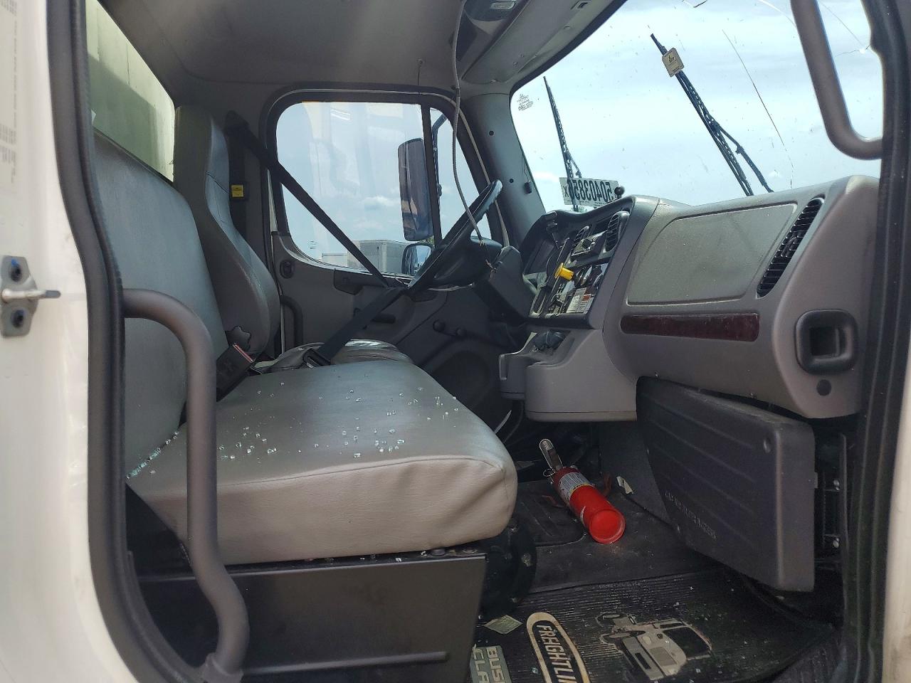 Freightliner M2