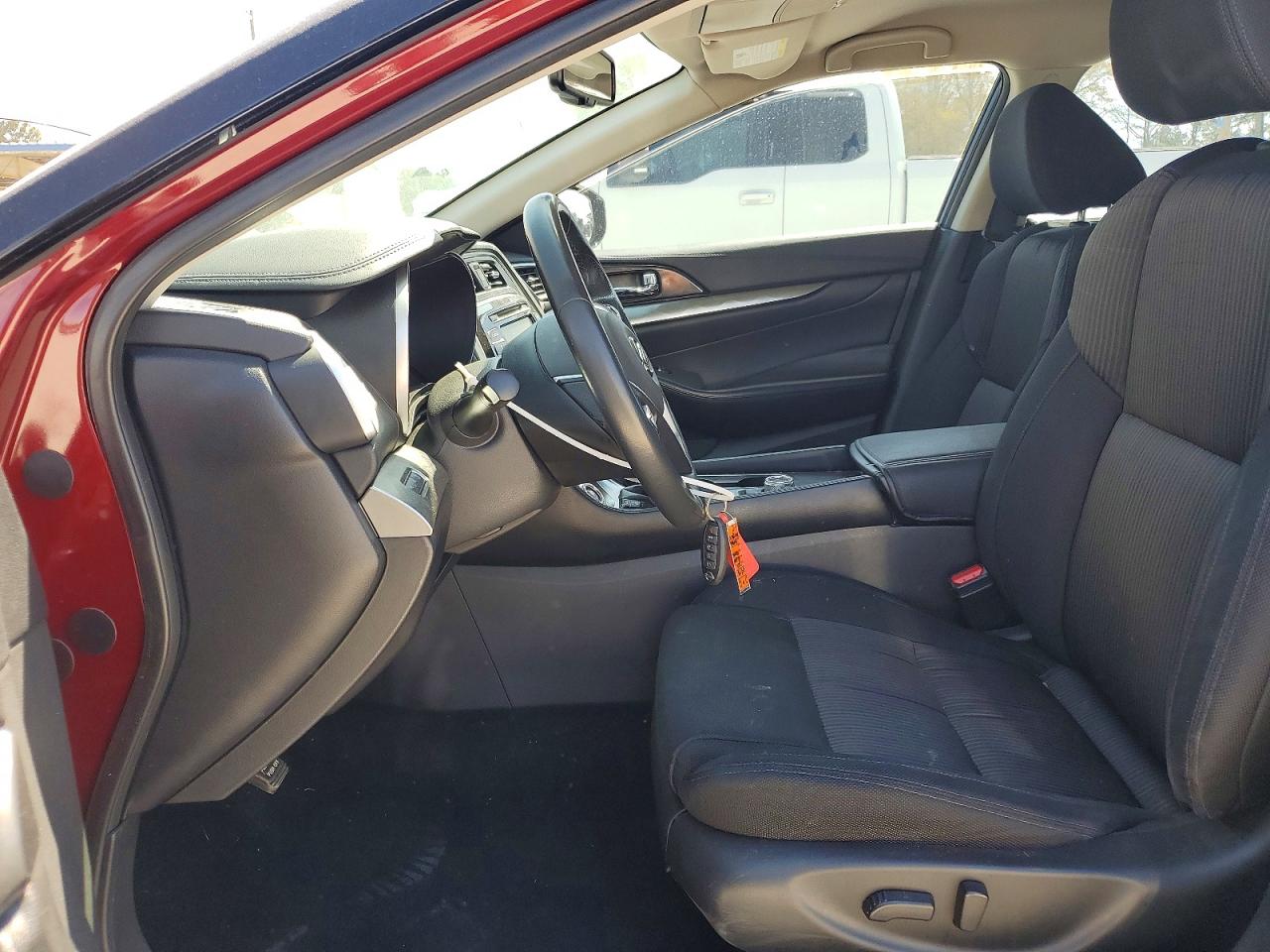 Nissan Maxima S S