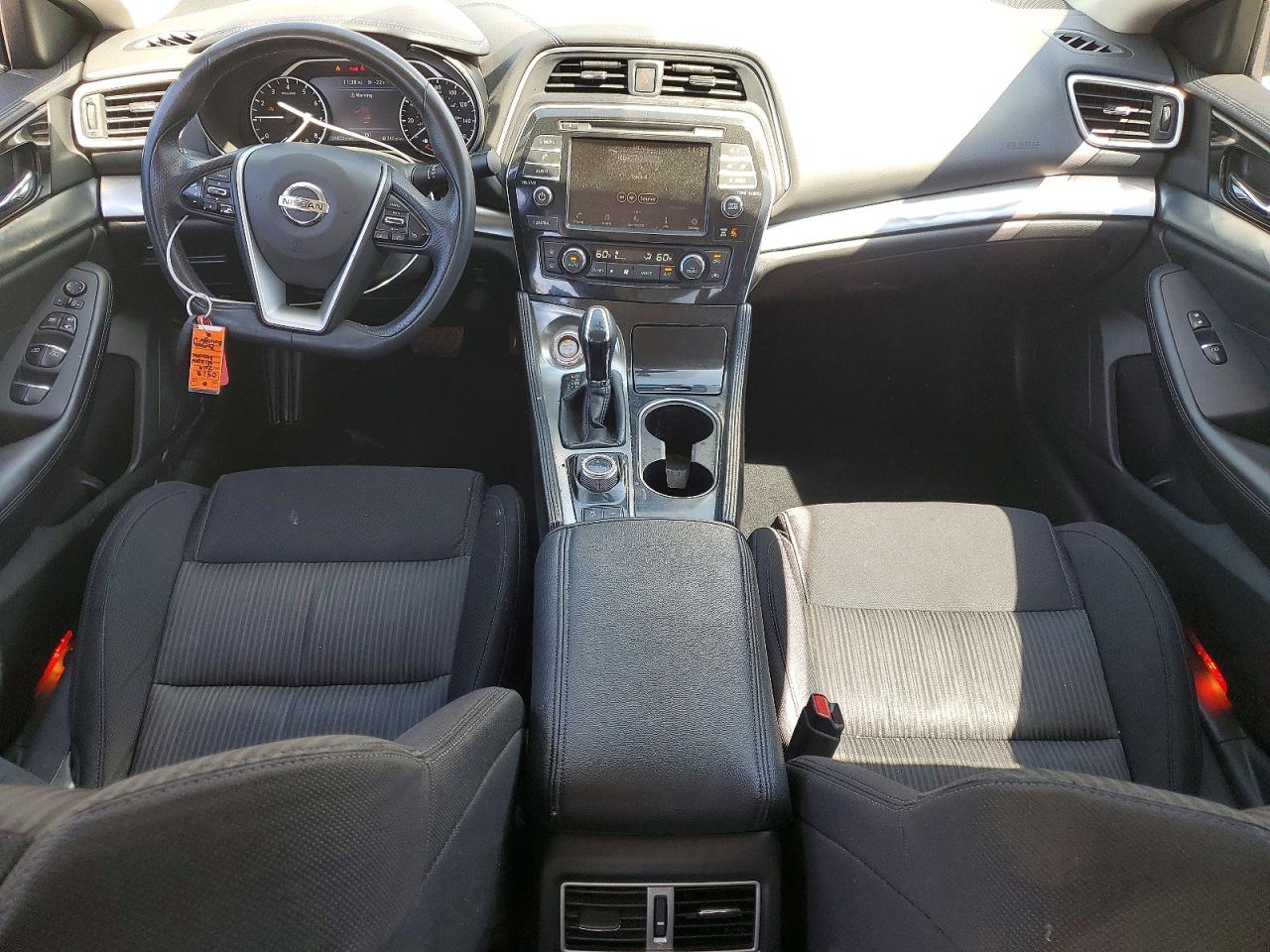 Nissan Maxima S S