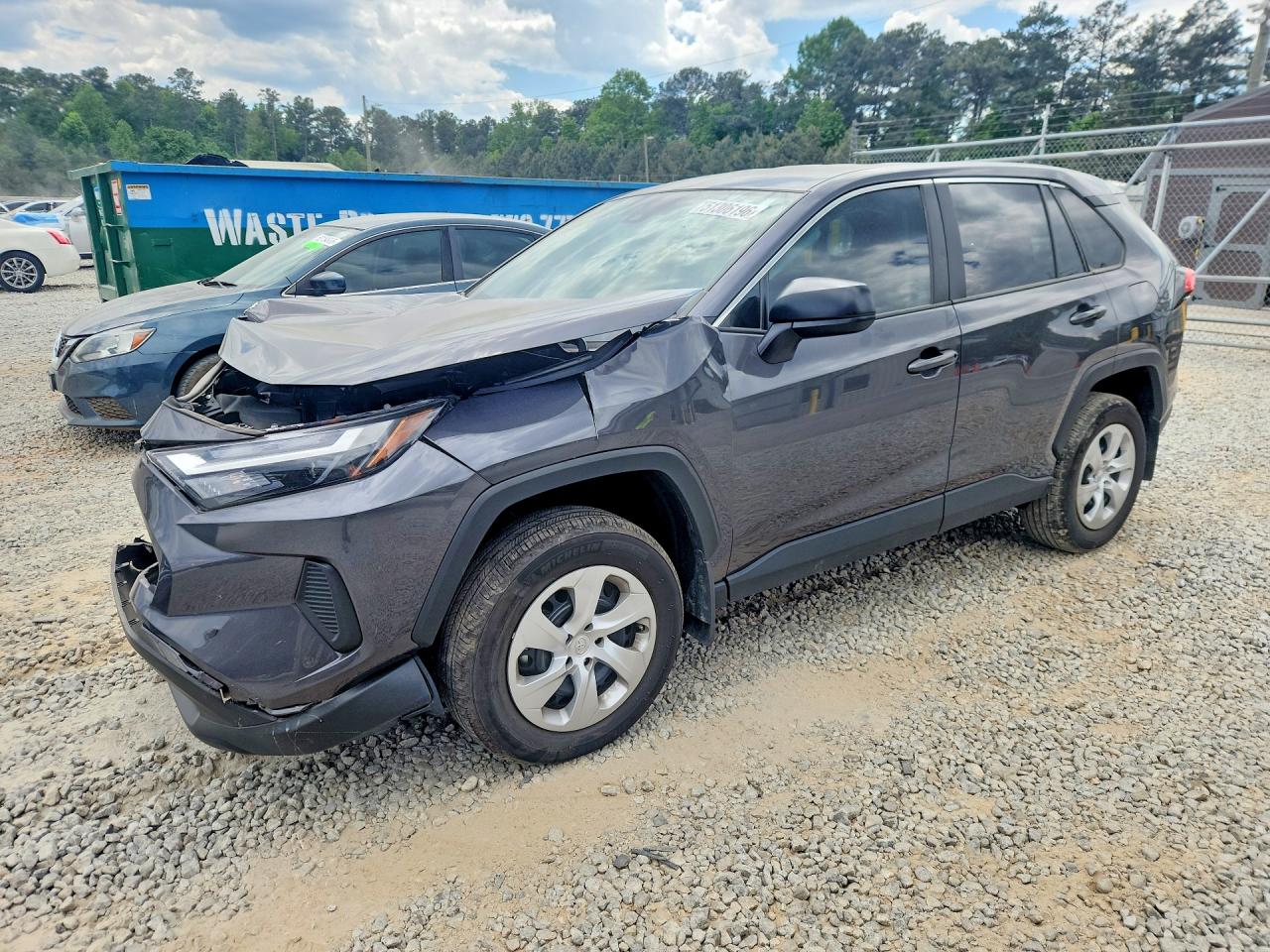 Salvage Toyota RAV4 Image