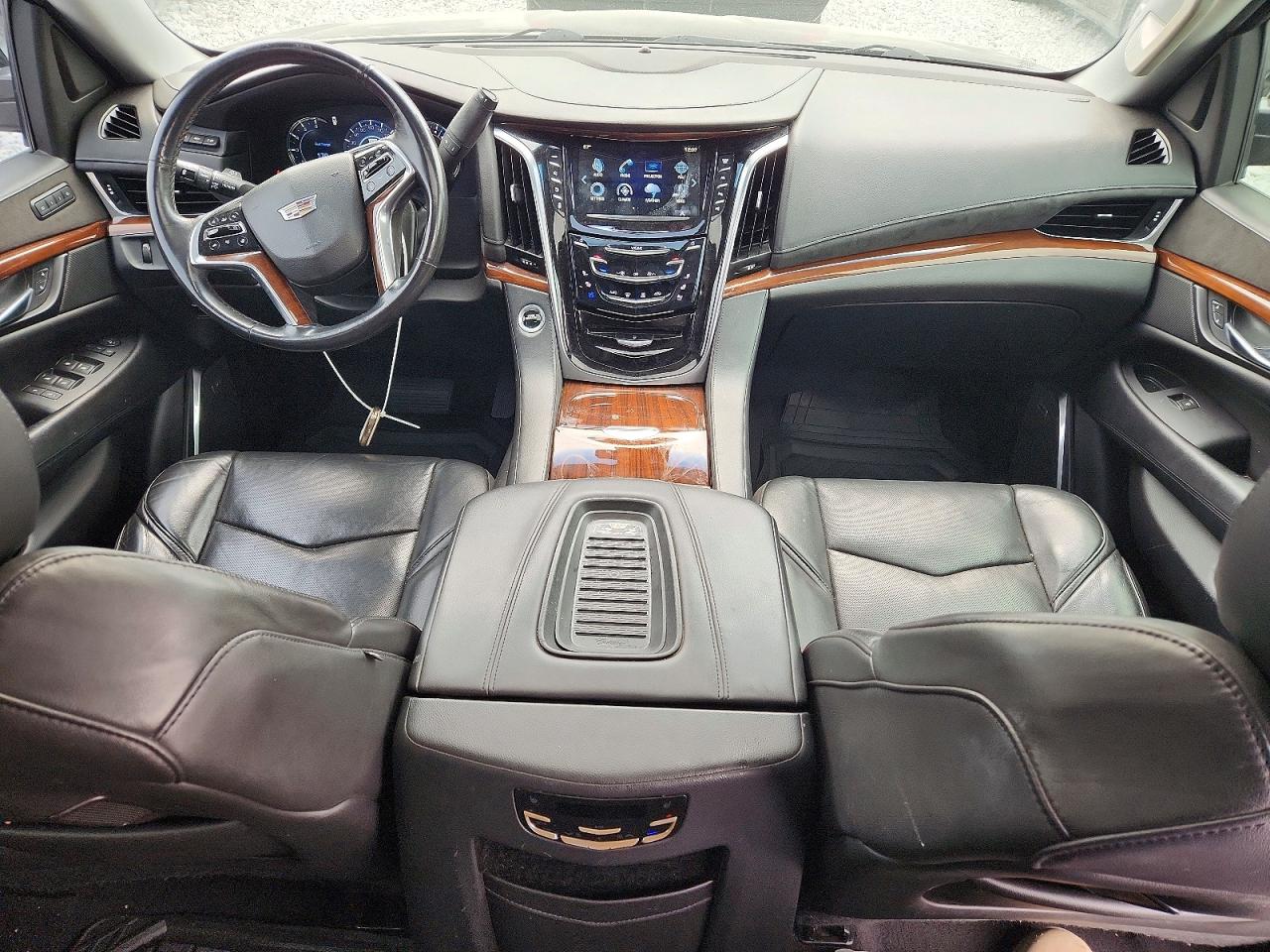 Cadillac Escalade Premium Luxury