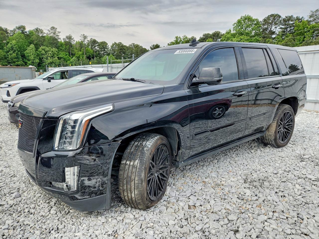 Salvage Cadillac Escalade Image