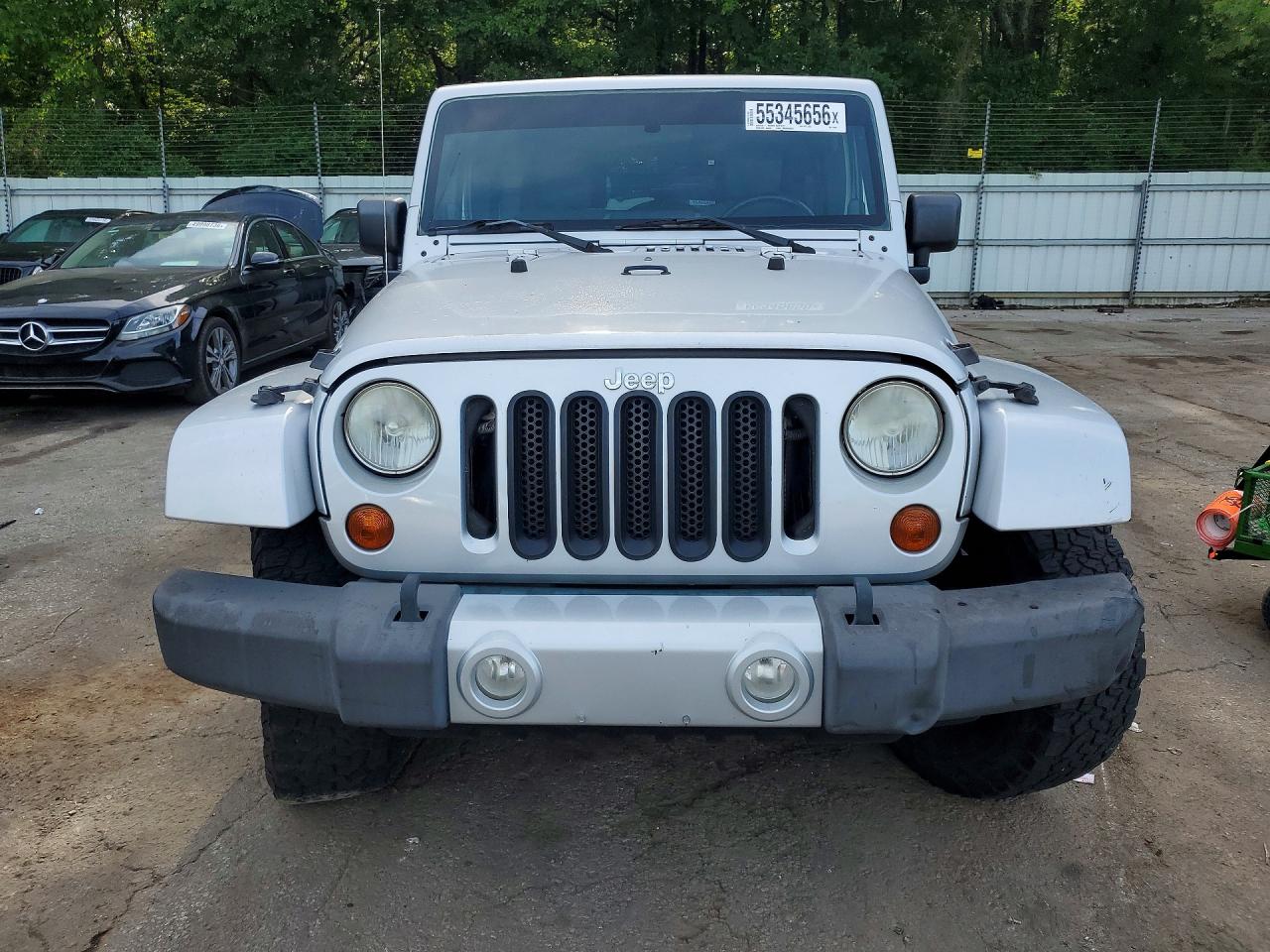 Jeep Wrangler Sahara