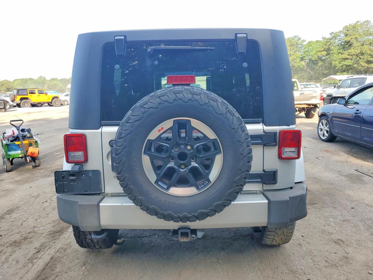 Jeep Wrangler Sahara