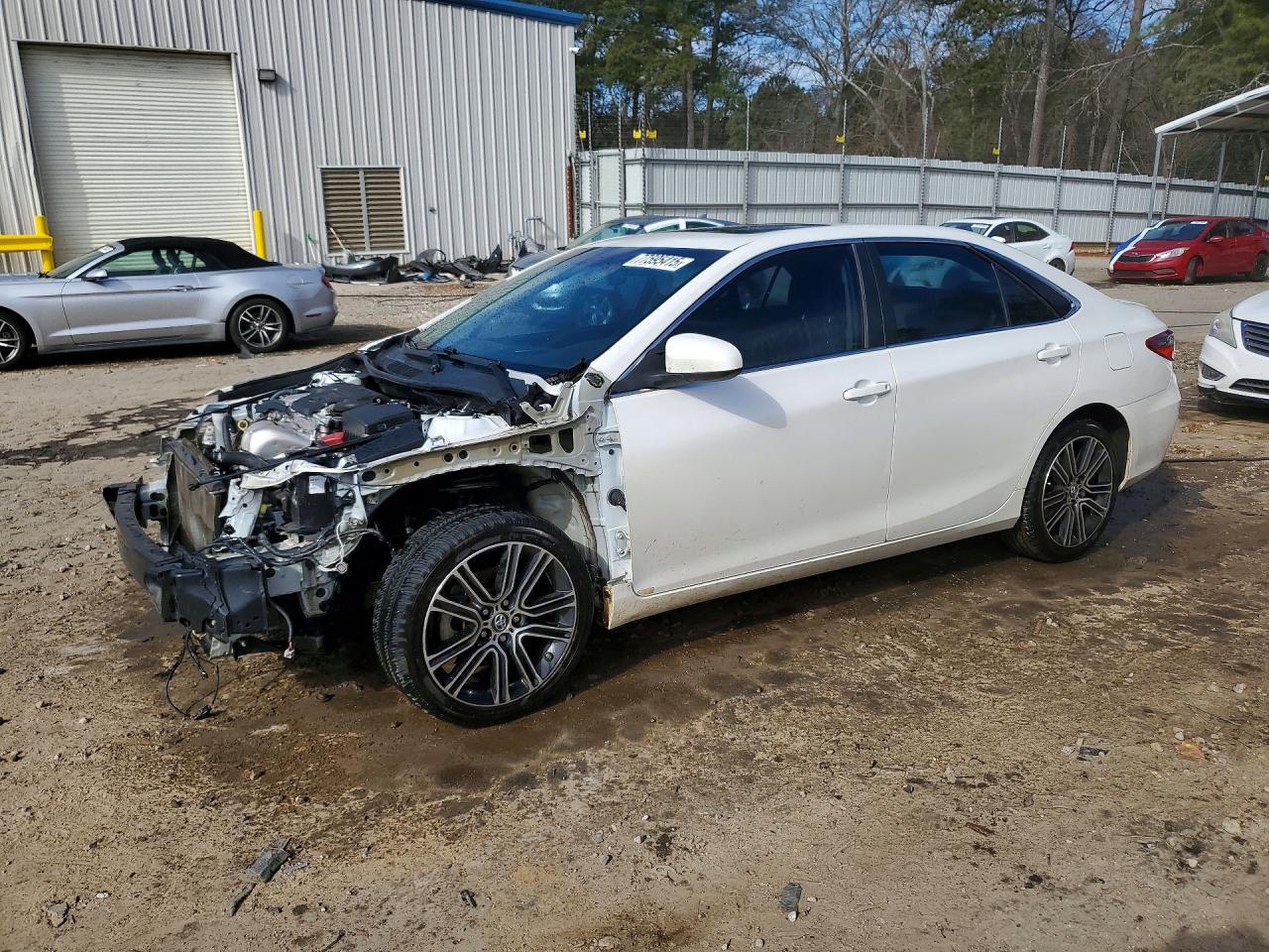Salvage Toyota Camry Image