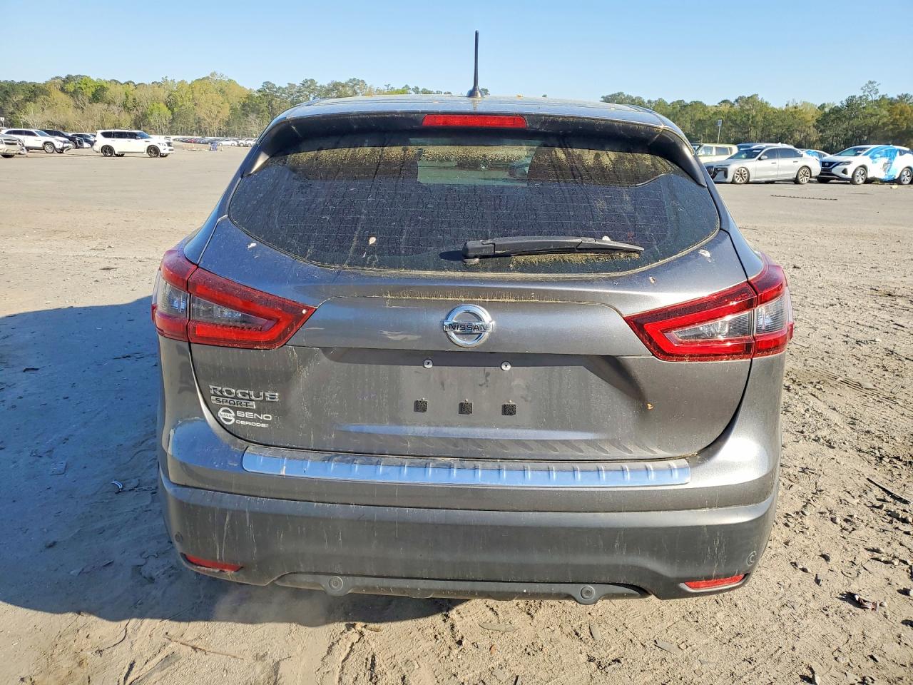 Nissan Rogue S