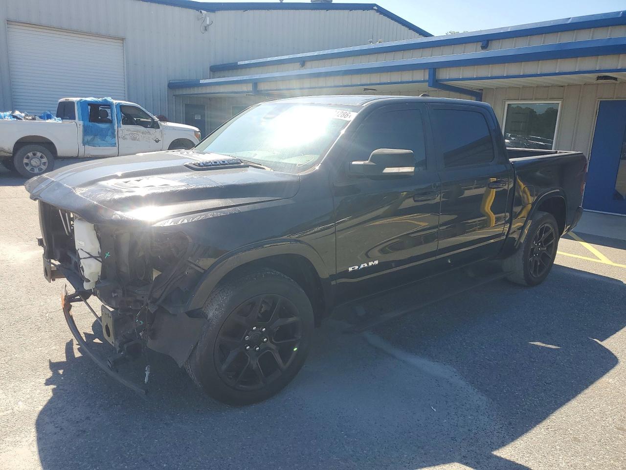 Salvage Ram 1500 Image