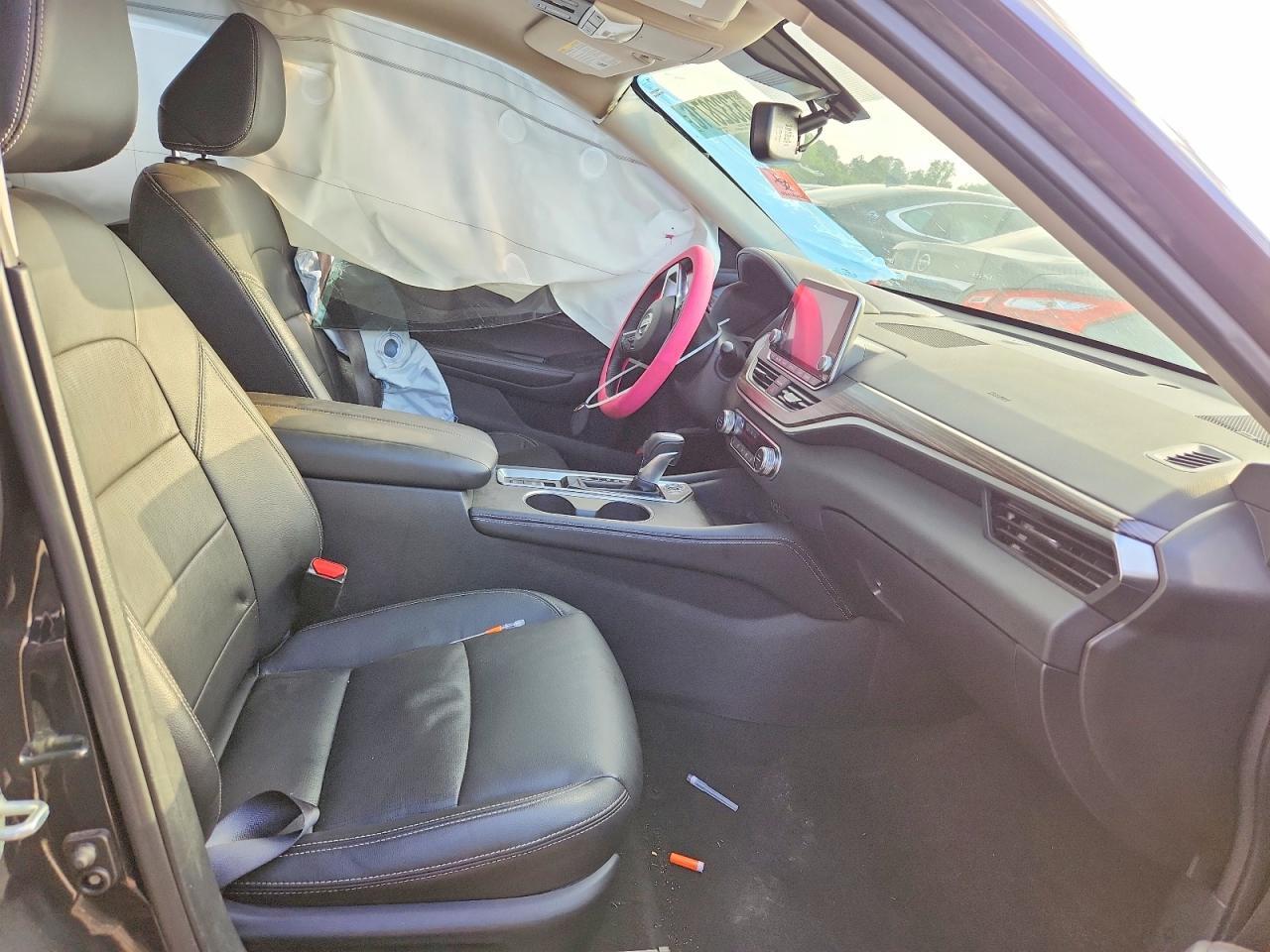 Nissan Altima Platinum