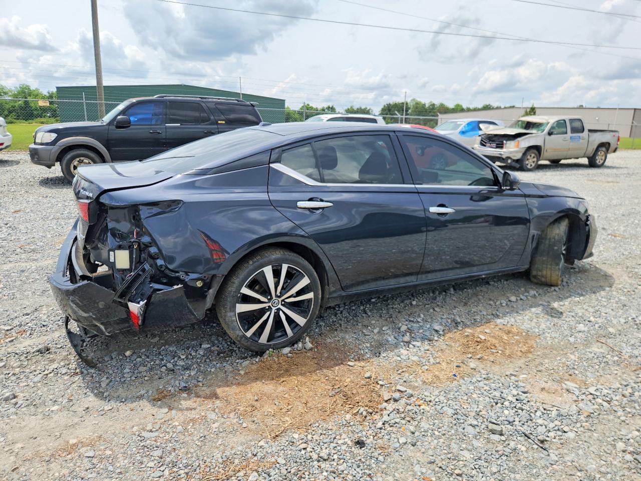 Nissan Altima Platinum