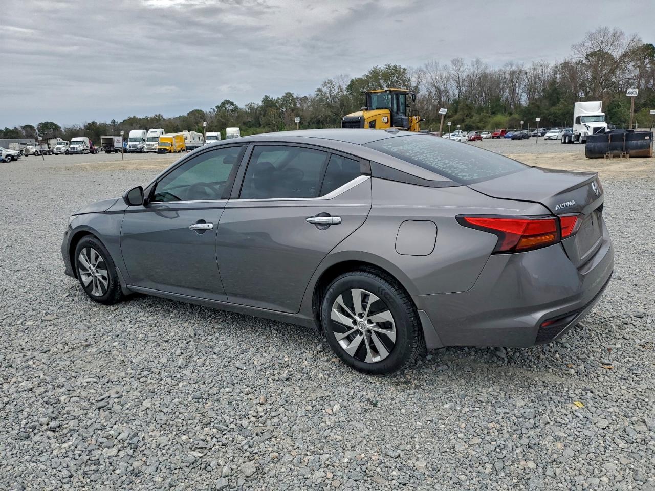 Nissan Altima S