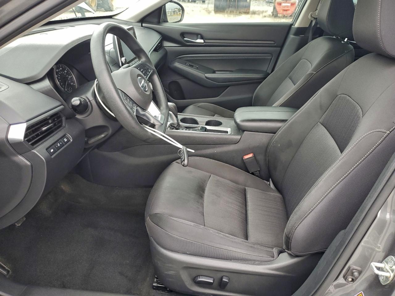 Nissan Altima S