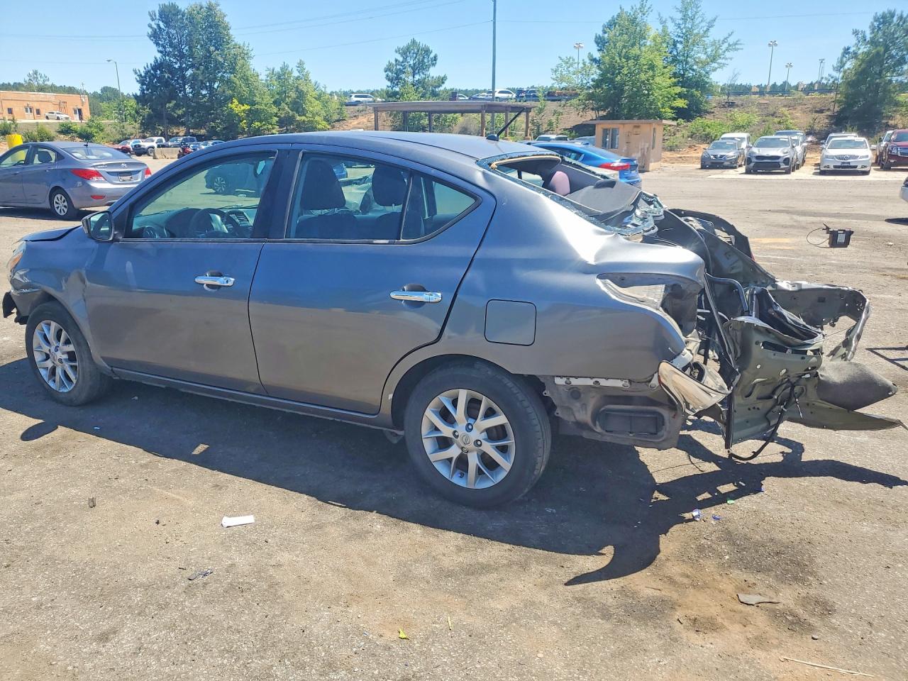 Nissan Versa 1.6 Sv