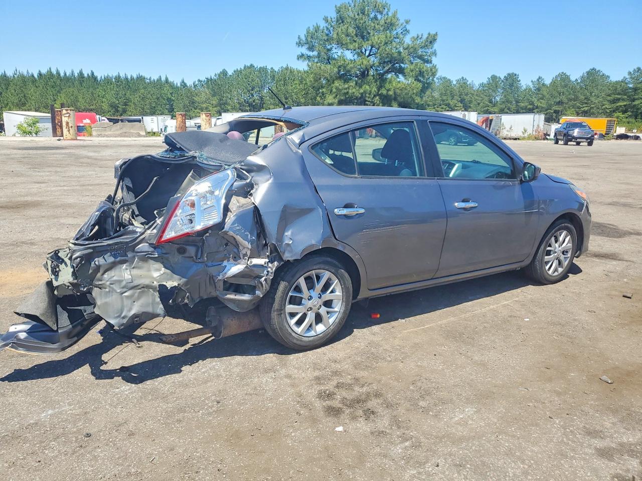Nissan Versa 1.6 Sv