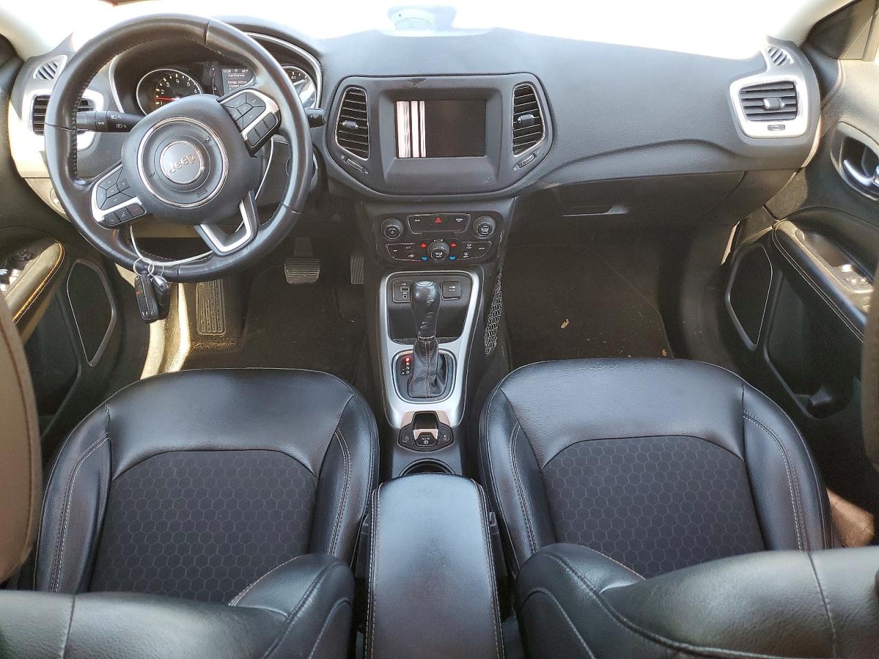Jeep Compass Latitude