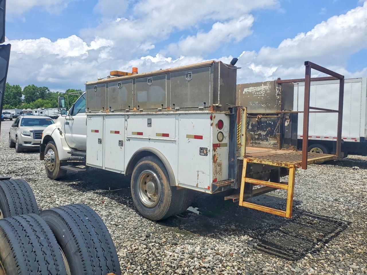 Ford F-650 Super Duty