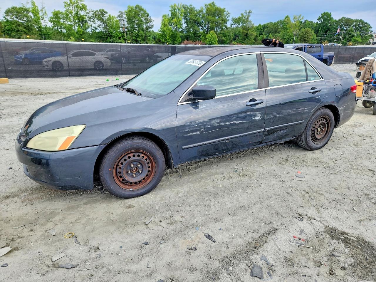 Salvage Honda Accord Image